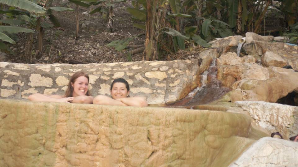 tolantongo w basenie 3