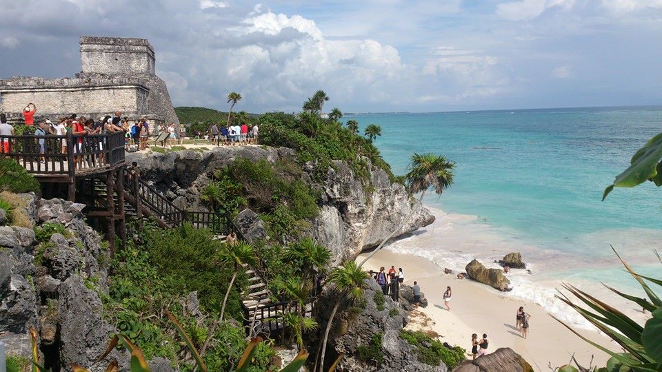 1463936_10151845039439352_138986541_n